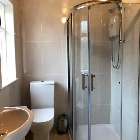 2 Bedroom Luxury House *