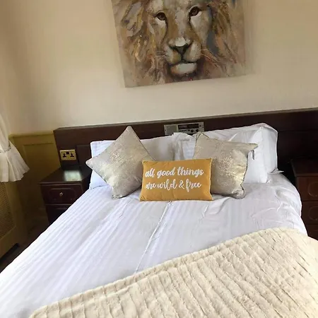 Holiday home 2 Bedroom Luxury House *
